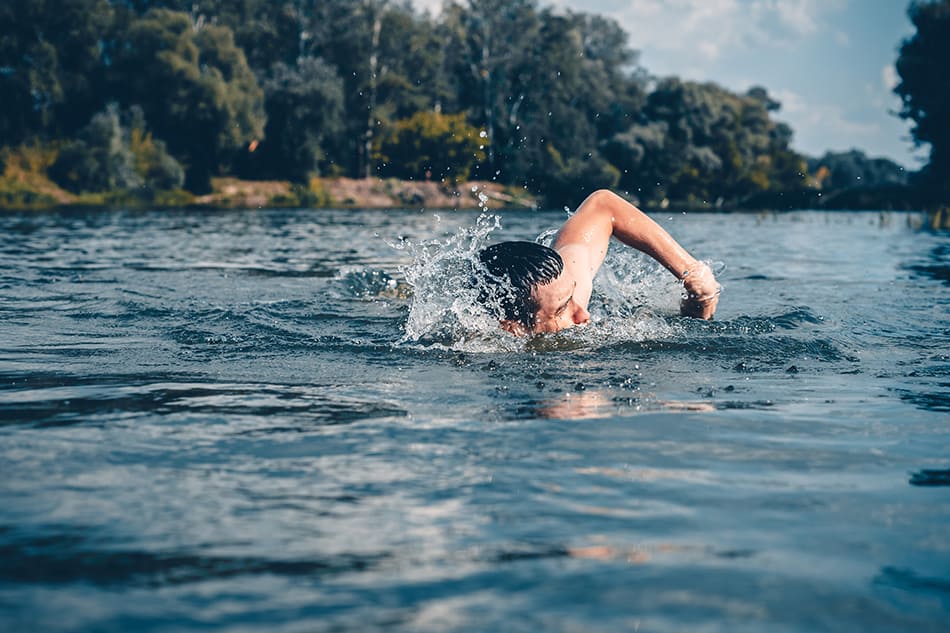 Чем опасны попытки переплыть водоём