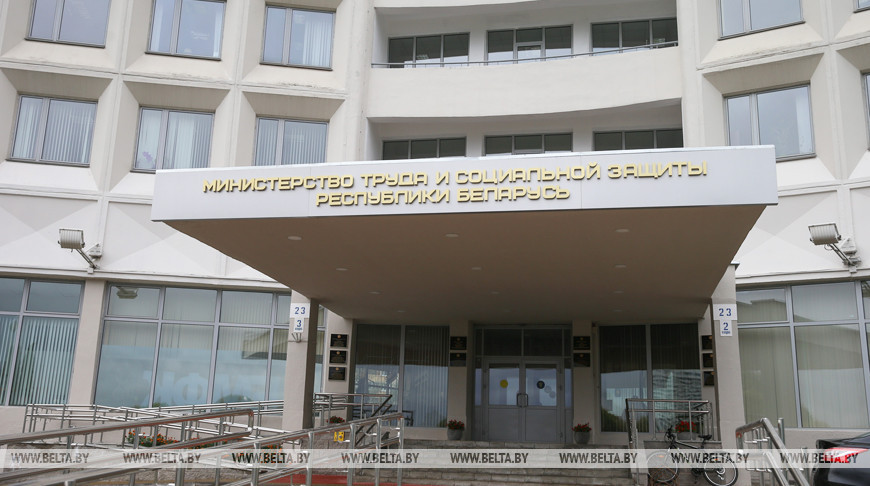 Вахтовый метод работы: Минтруда уточнило, когда положена компенсация