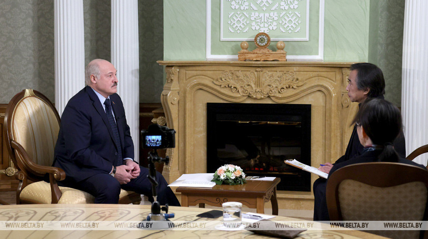 Александр Лукашенко: мы не нападаем на Украину, мы не бомбим Украину, мы сторонники переговоров