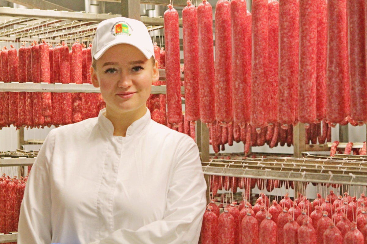 Начальник цеха мясопереработки из Квасовки рассказала об особенностях производства