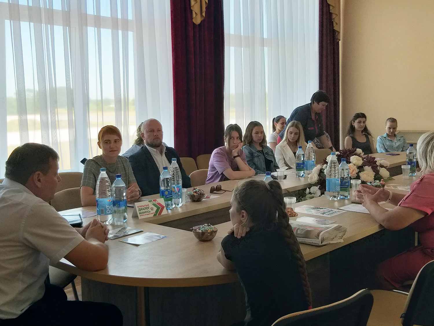 Как прошел Открытый диалог «Беларусь: вчера, сегодня, завтра» с депутатом Палаты представителей Национального собрания 7 созыва по Гродненскому сельскому избирательному округу № 53 Александром Аутко в Скиделе