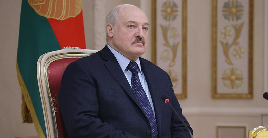 Александр Лукашенко вновь переболел коронавирусом, на этот раз омикроном