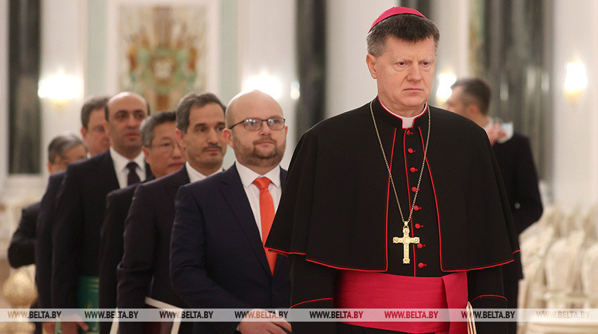 Александр Лукашенко принял верительные грамоты апостольского нунция и послов шести государств