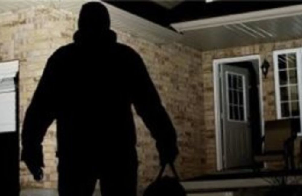 В Гродненском районе сосед дважды проник в чужой дом и украл вещи на 76 рублей