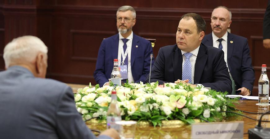 Энергетика, промкооперация, продбезопасность. Роман Головченко назвал приоритеты развития ЕАЭС