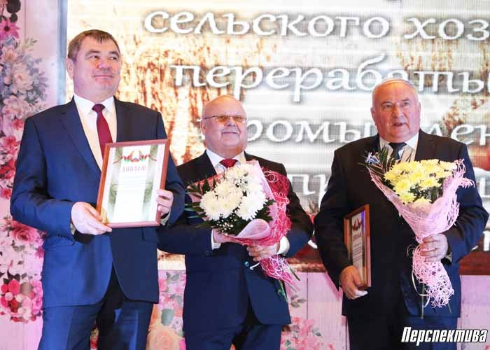 Воздали честь мозолистым рукам (+Видео)