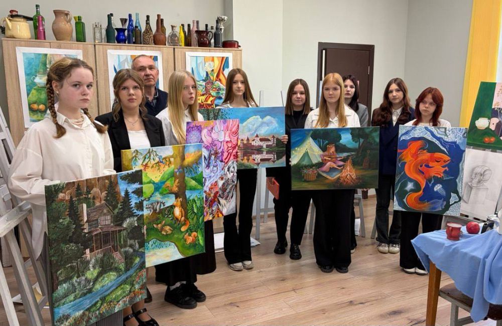 В Скидельской детской школе искусств прошел выпускной экзамен у юных художников