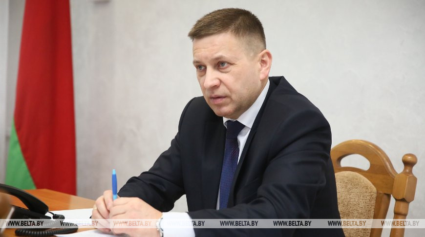 Лавринович: своевременная выплата зарплат должна быть приоритетом для местной власти