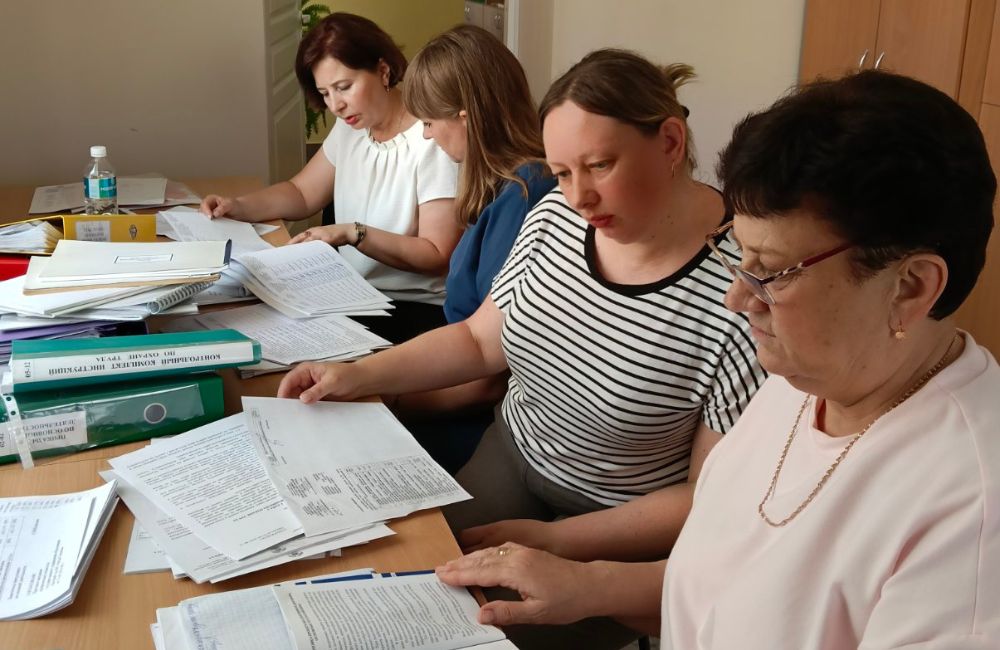 В скидельских учреждениях образования проверили условия труда
