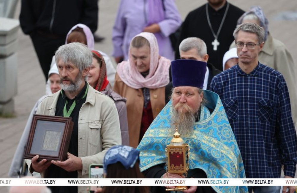 Международная экспедиция "Дорога к святыням" стартовала в Минске