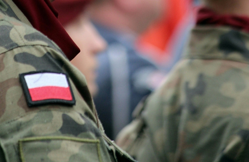 В Минобороны Польши выступили за обязательную службу женщин в армии