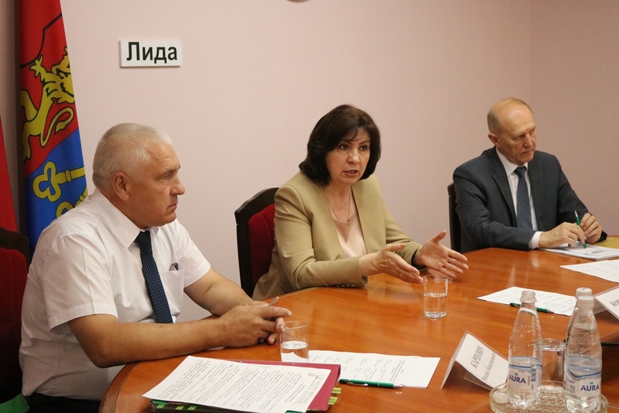 Лидский район сегодня посещает Глава Администрации Президента Республики Беларусь Наталья Кочанова