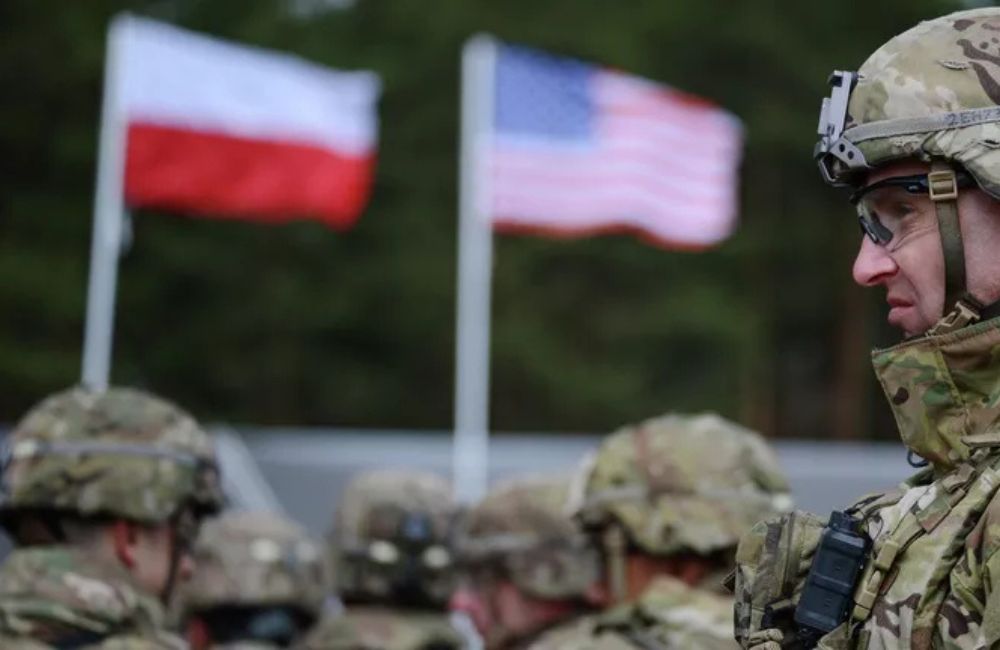 Польша готовится принять постоянную базу США