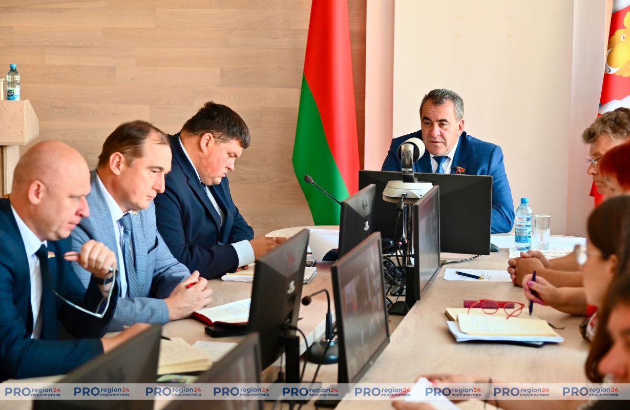 Действия и обстоятельства: что обсудили на планерке у главы Гродненского райисполкома