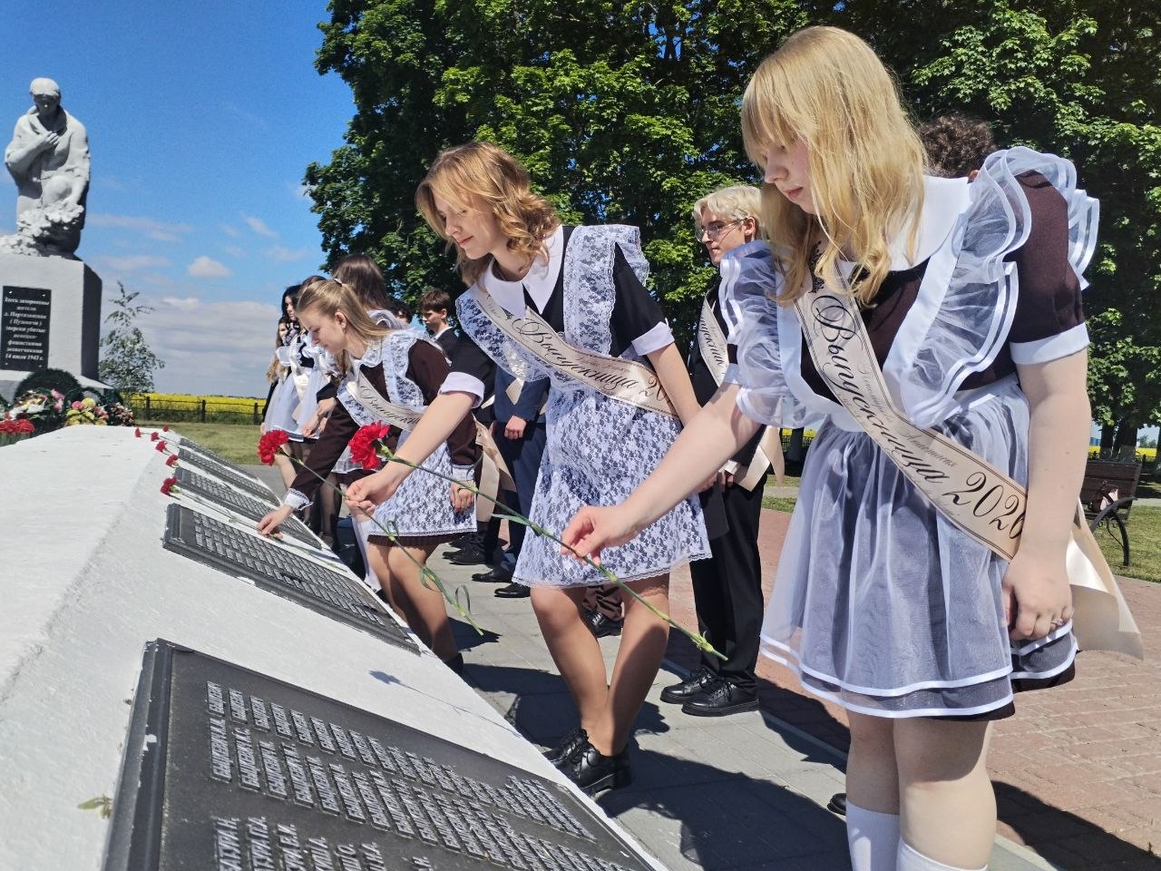 Фотофакт: школьные линейки в Гродненском районе