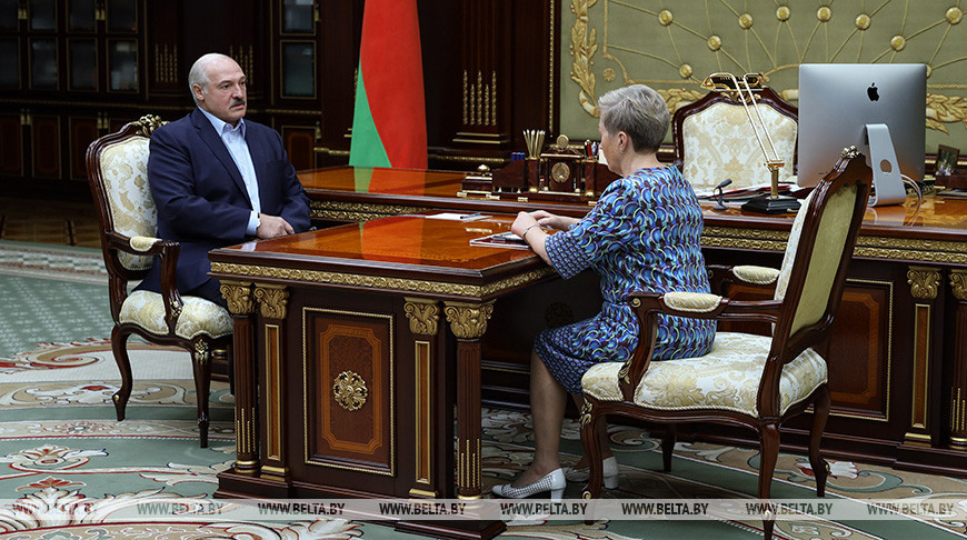 Лукашенко обсудил с Ермаковой ситуацию в Белгазпромбанке и поблагодарил за проделанную работу