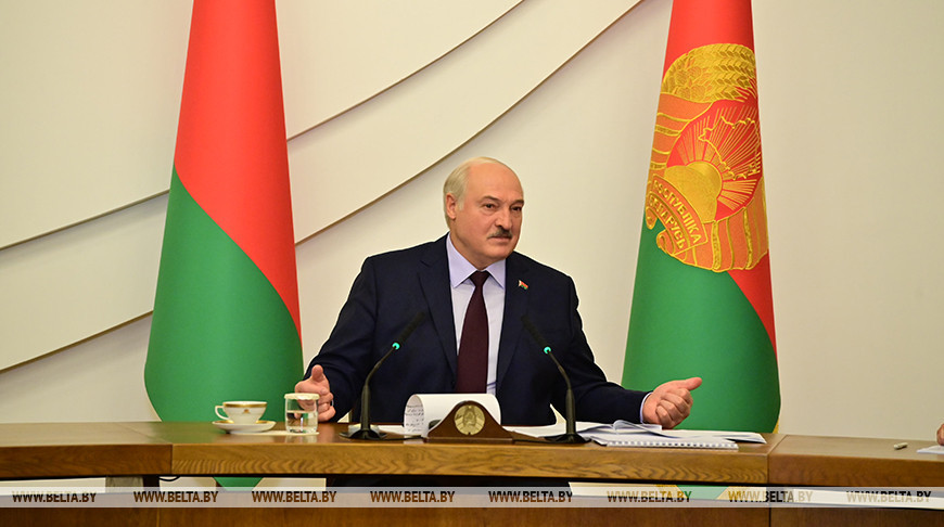 Лукашенко: страну нужно сохранить и надо в этом плане мобилизоваться