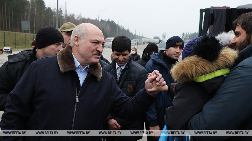 Александр Лукашенко: в Беларуси готовы сделать все для беженцев, попавших в беду