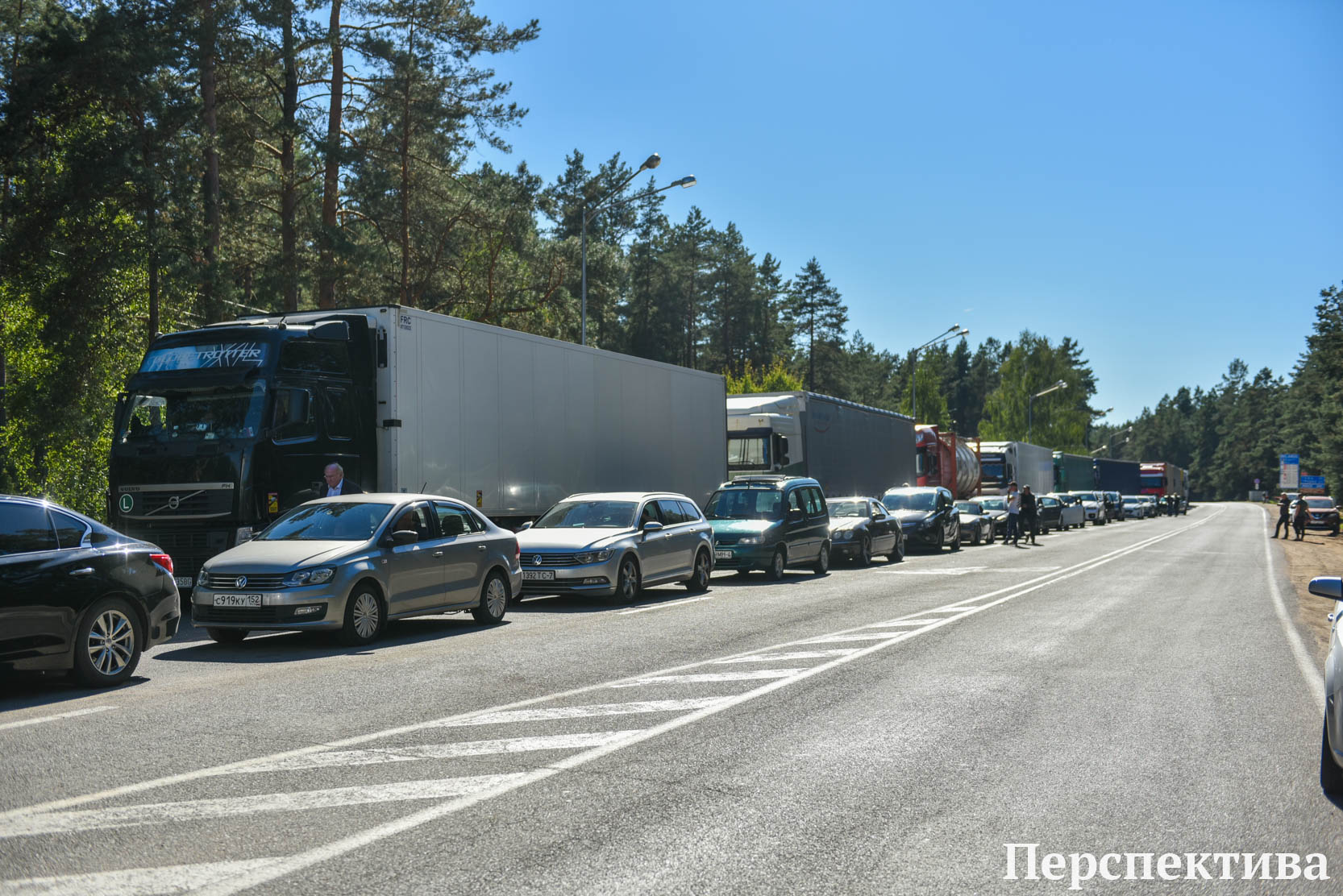 Госпогранкомитет фиксирует увеличение очередей грузовых машин на въезде в Литву: количество фур возросло до 1500