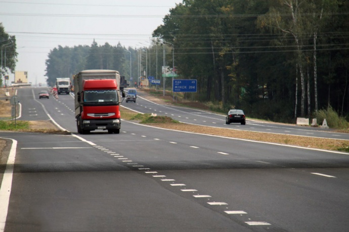 32 дорожных знака в ближайшее время появятся на трассе М6 и около 30 на прилегающих к ней дорогах