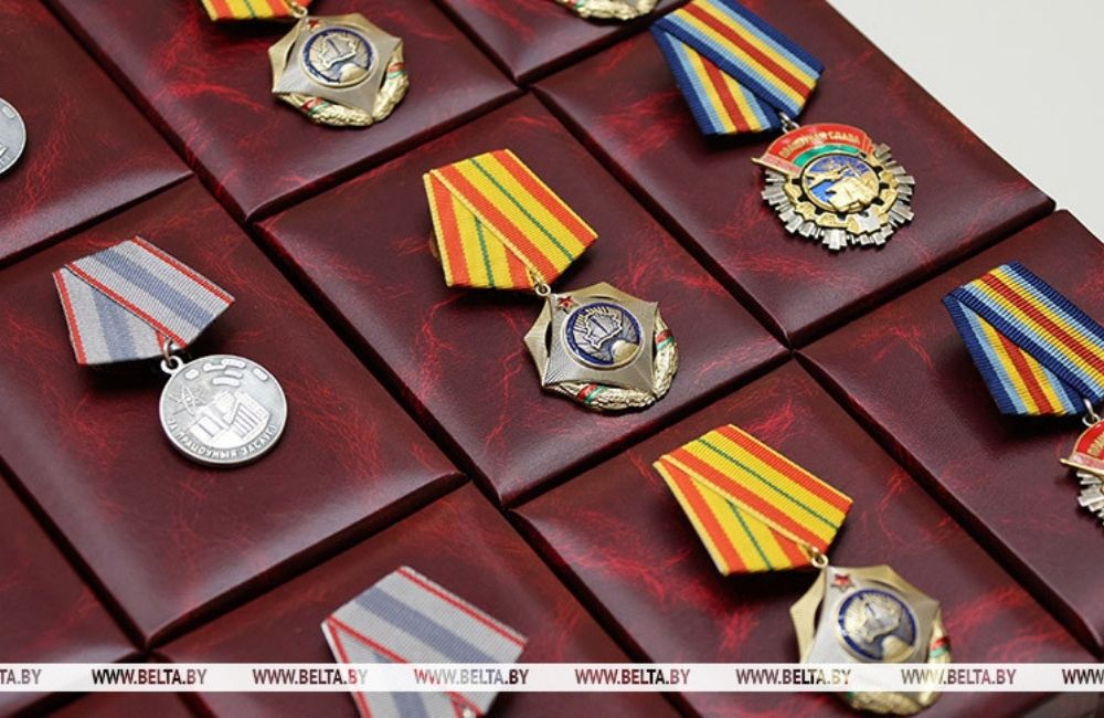 Государственных наград удостоены 11 представителей силовых структур и военно-промышленного комплекса Государственных наград удостоены 11 представителей силовых структур и военно-промышленного комплекса
