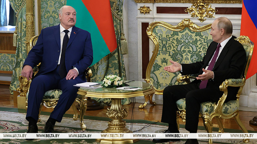 Лукашенко заявил о народной поддержке в Беларуси курса на сотрудничество с Россией