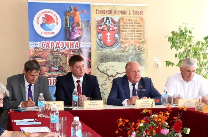 Член Президиума Совета Республики Виктор Лискович принял участие в круглом столе на тему «Ганненскі кірмаш. 300 год»