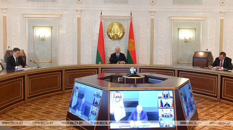 Александр Лукашенко призывает страны ЕАЭС к сплоченности в условиях пандемии