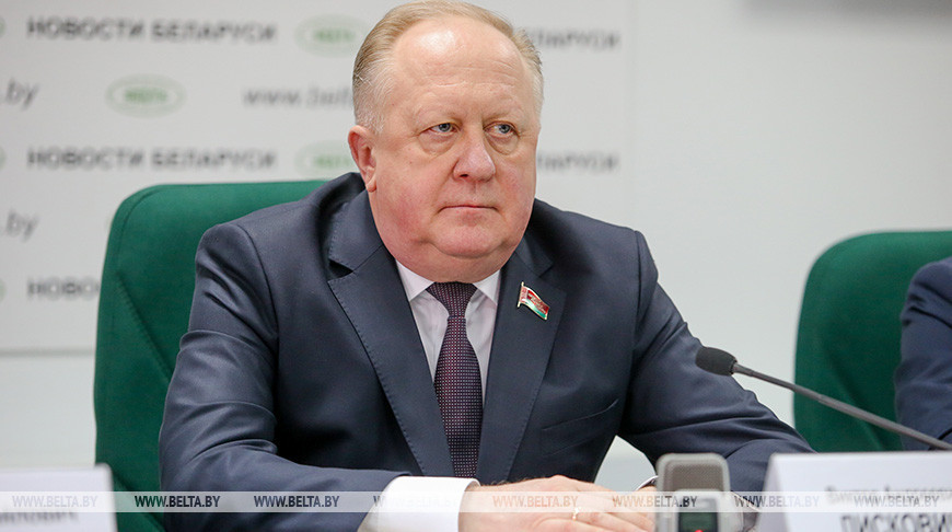 Лискович: сенаторы - сторонники выявительного принципа при работе с обращениями граждан