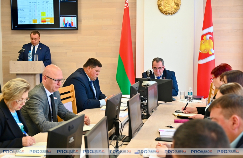 Планерка у главы района: награды, падеж скота и сев озимых Планерка у главы района: награды, падеж скота и сев озимых