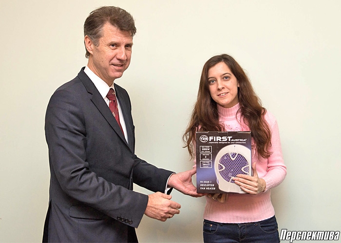 Снова в лидерах