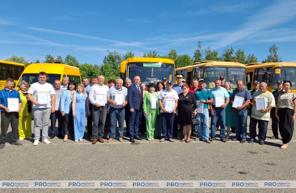 Лучшего водителя школьного автобуса выбрали в Гродненском районе