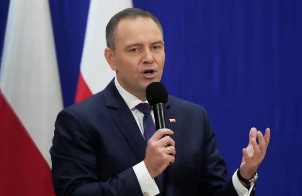 Навроцкий призвал ФРГ выплатить репарации для укрепления ВС Польши