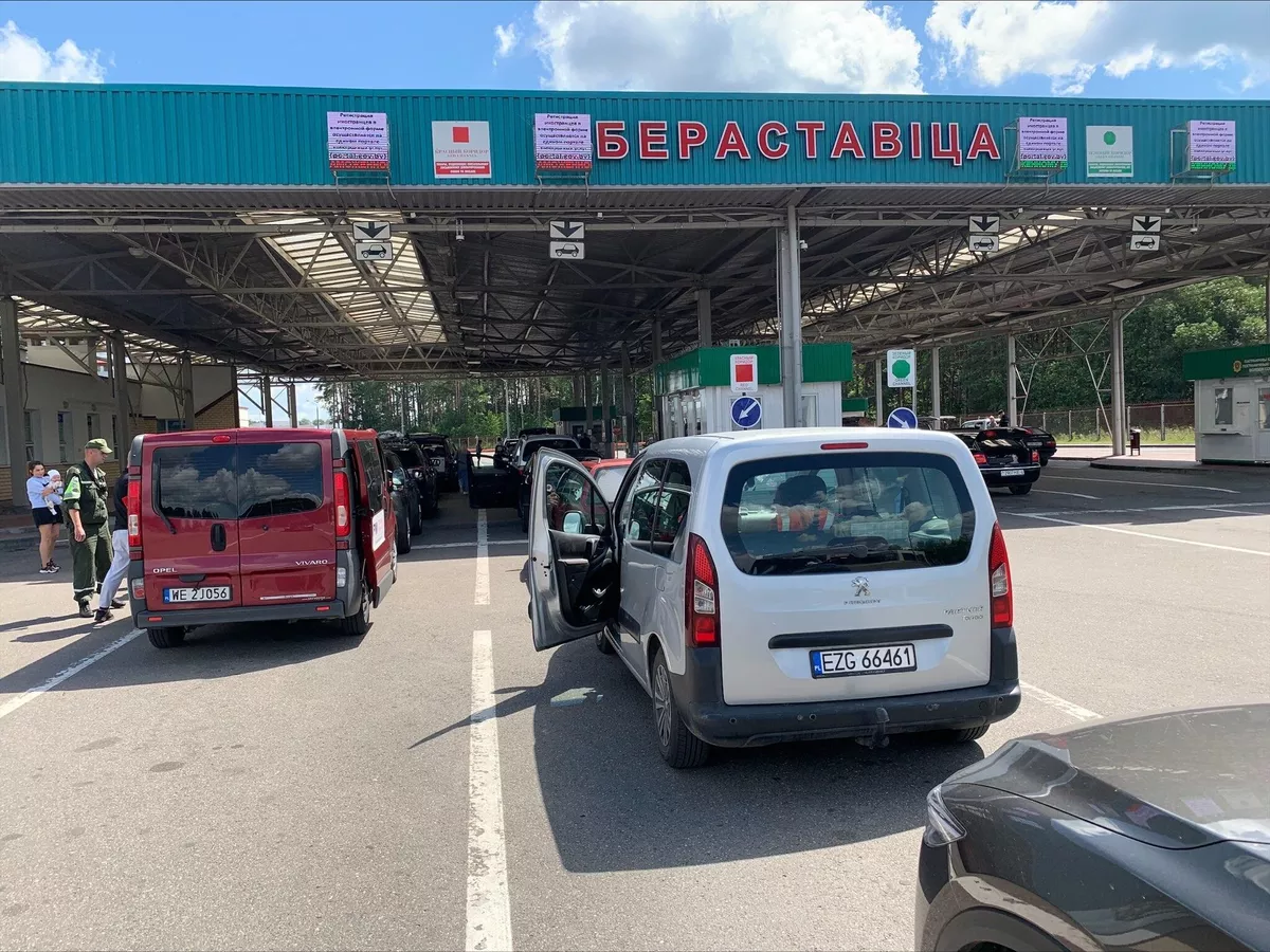 Количество иностранцев, приезжающих в Беларусь по безвизу, продолжает увеличиваться