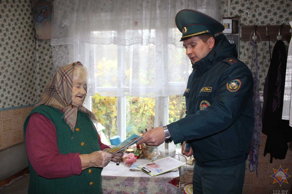 Спасатели Гродненского райодтела МЧС предлагают всем желающим бесплатно проверить пожарное состояние жилища