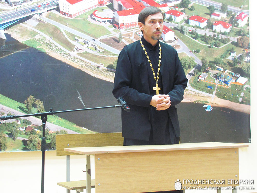 Настоятель Храма Благовещения Пресвятой Богородицы рассказал об особенностях Пасхи