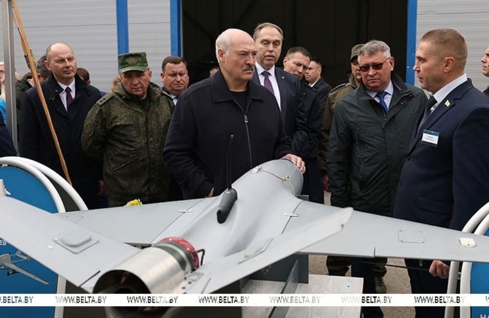 Лукашенко требует научных разработок для безопасности страны Лукашенко требует научных разработок для безопасности страны