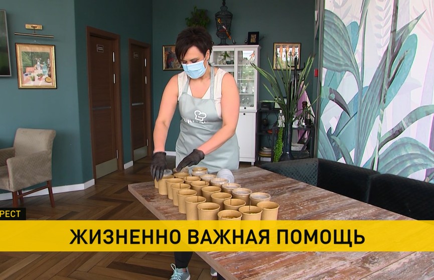 Как неравнодушные белорусы помогают медикам в борьбе с COVID-19