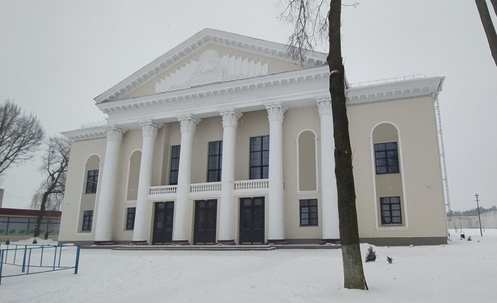 Великолепный фестиваль православных песнопений в Скидельском городском доме культуры