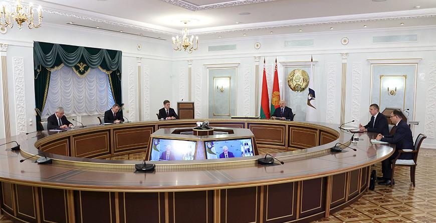 Лукашенко принимает участие в заседании Высшего Евразийского экономического совета