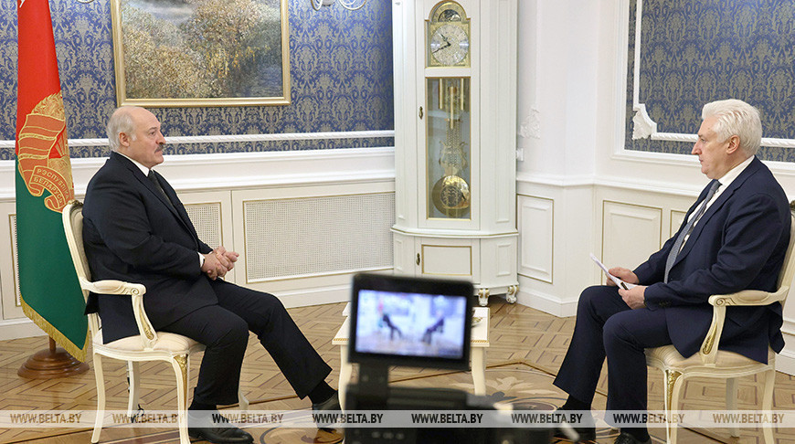 Телеверсия Интервью Президента Беларуси Александра Лукашенко главреду журнала «Национальная оборона»