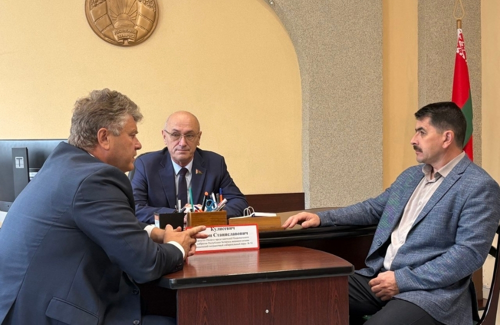 Антон Кулисевич провел прием граждан в Квасовском сельисполкоме