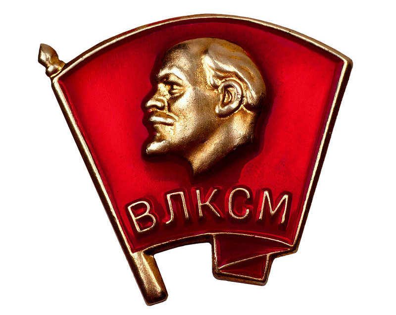 К 105-летию ВЛКСМ: молодежные лидеры разных лет поделились, чем тогда жила гвардия энтузиастов и романтиков