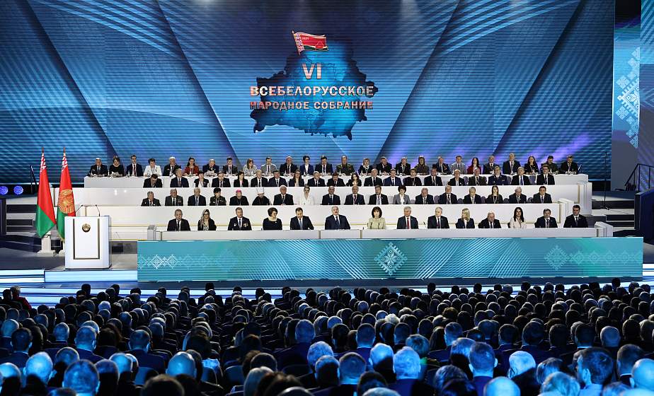 Блиц-опрос делегатов VI Всебелорусского народного собрания о дистанционном обучении, новых предприятиях в регионах и диалоге с молодежью