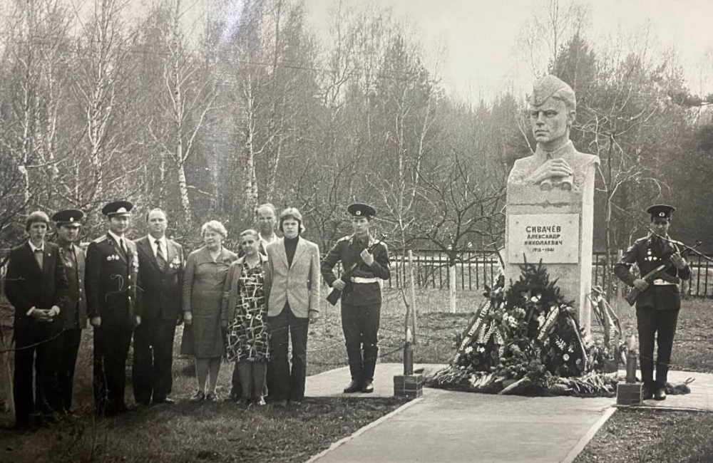 Правнучки героя-пограничника Александра Сивачева посетили заставу «Брузги»