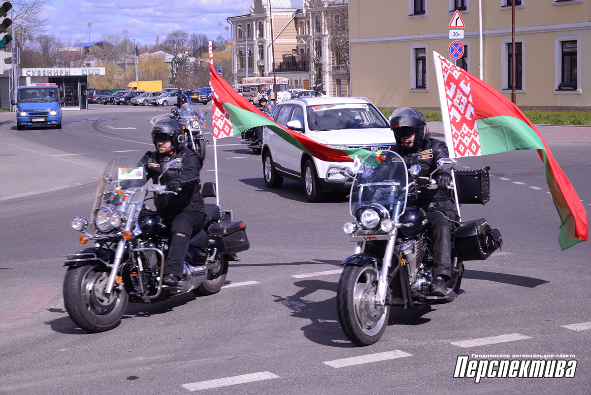 Капсулы с землей с мест военных захоронений