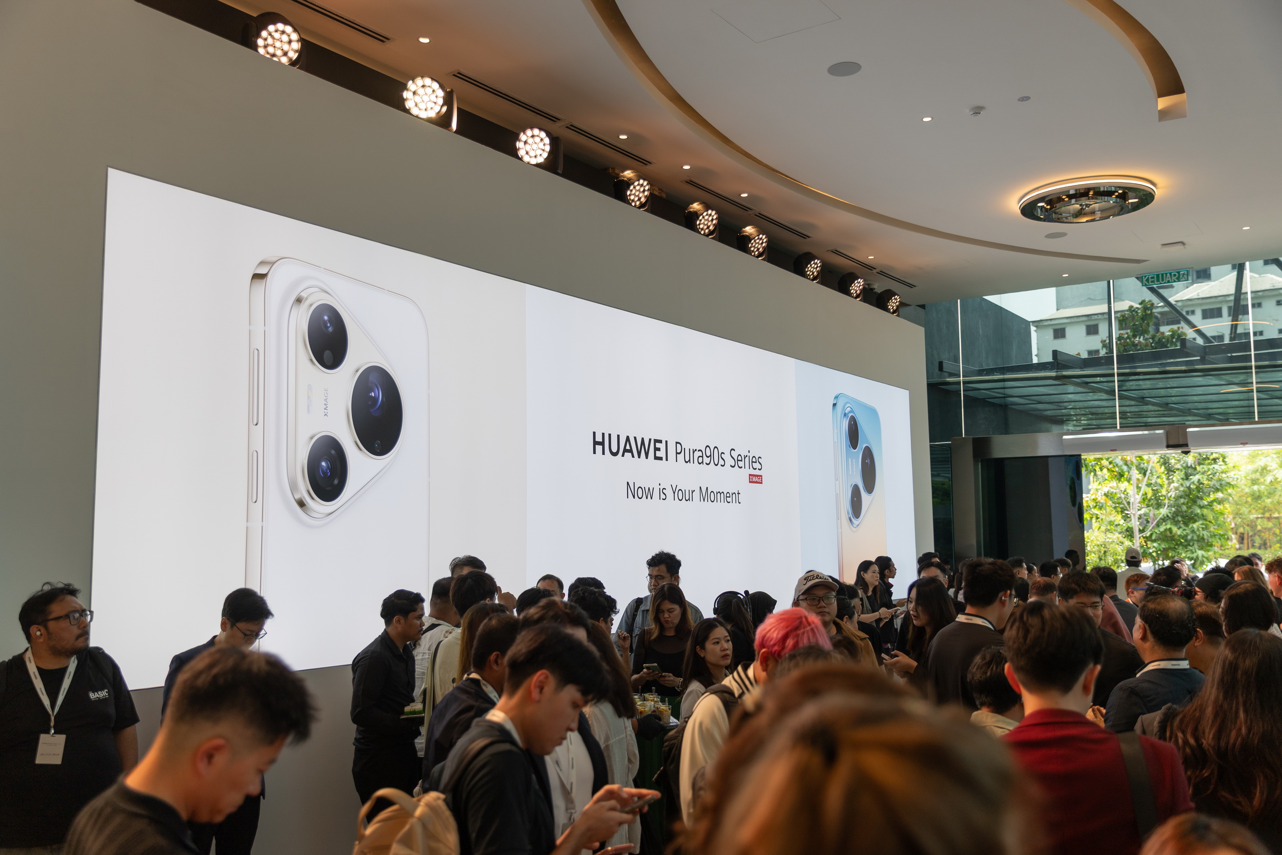 Huawei представила смартфоны серии Huawei Pura 90s и другие инновационные устройства для мирового рынка