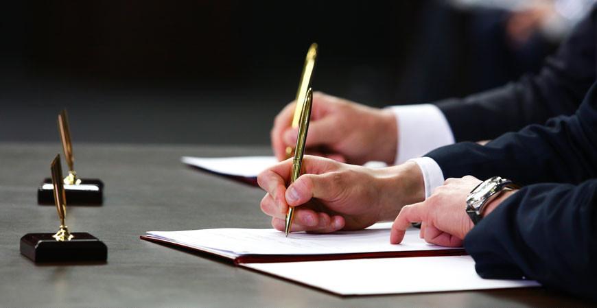 Беларусь и Азербайджан подписали документы о сотрудничестве в туризме, энергетике и нефтяной отрасли