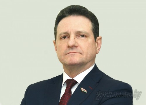 Борис Федоров, председатель Гродненского городского Совета депутатов: «Диалоговые площадки – лучшее место для конструктивного общения всех заинтересованных в судьбе нашего государства, средоточие полезных идей, инициатив и здравых дискуссий»