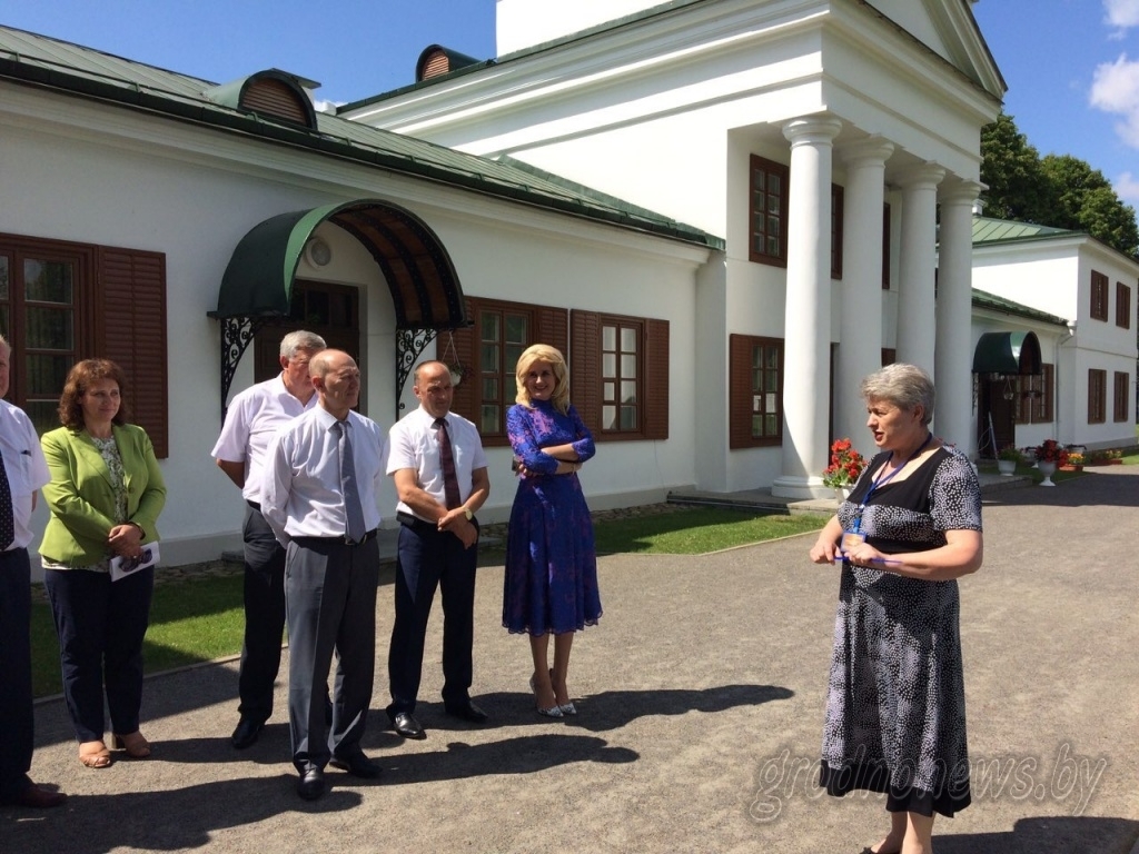 Выездное заседание Гродненского облисполкома прошло сегодня в Сморгонском районе